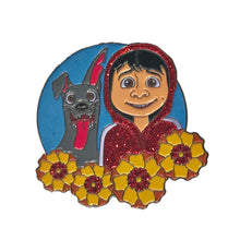 Load image into Gallery viewer, Mejores Amigos Reales Pin