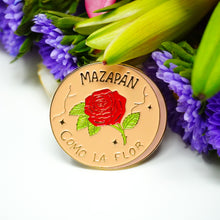 Load image into Gallery viewer, Mazapan Flor Pin
