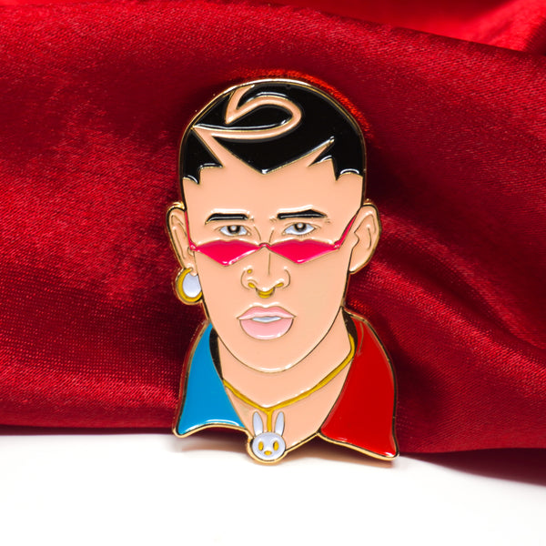 Conejo Love Pin